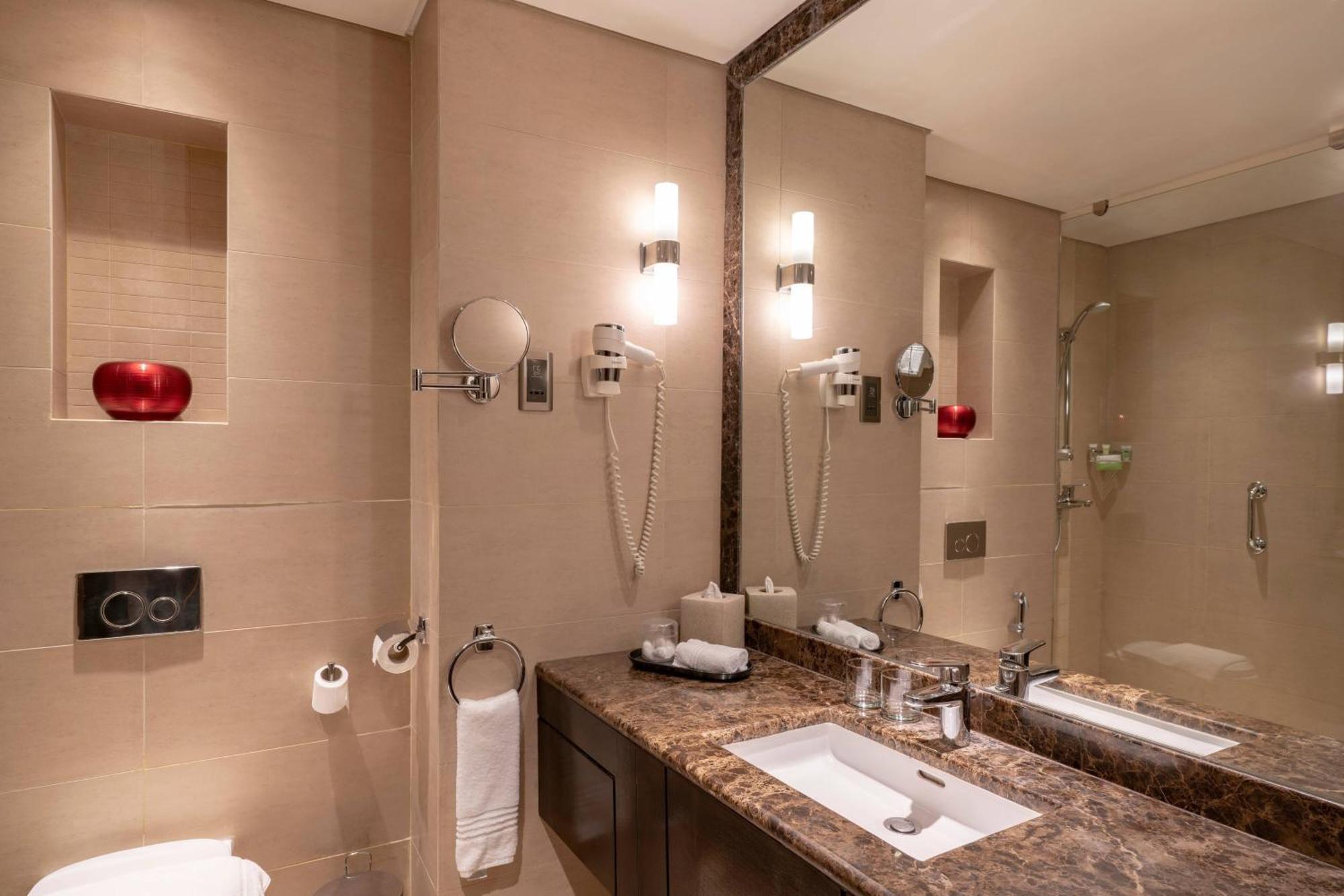 Courtyard By Marriott Jazan Hotel Exterior foto