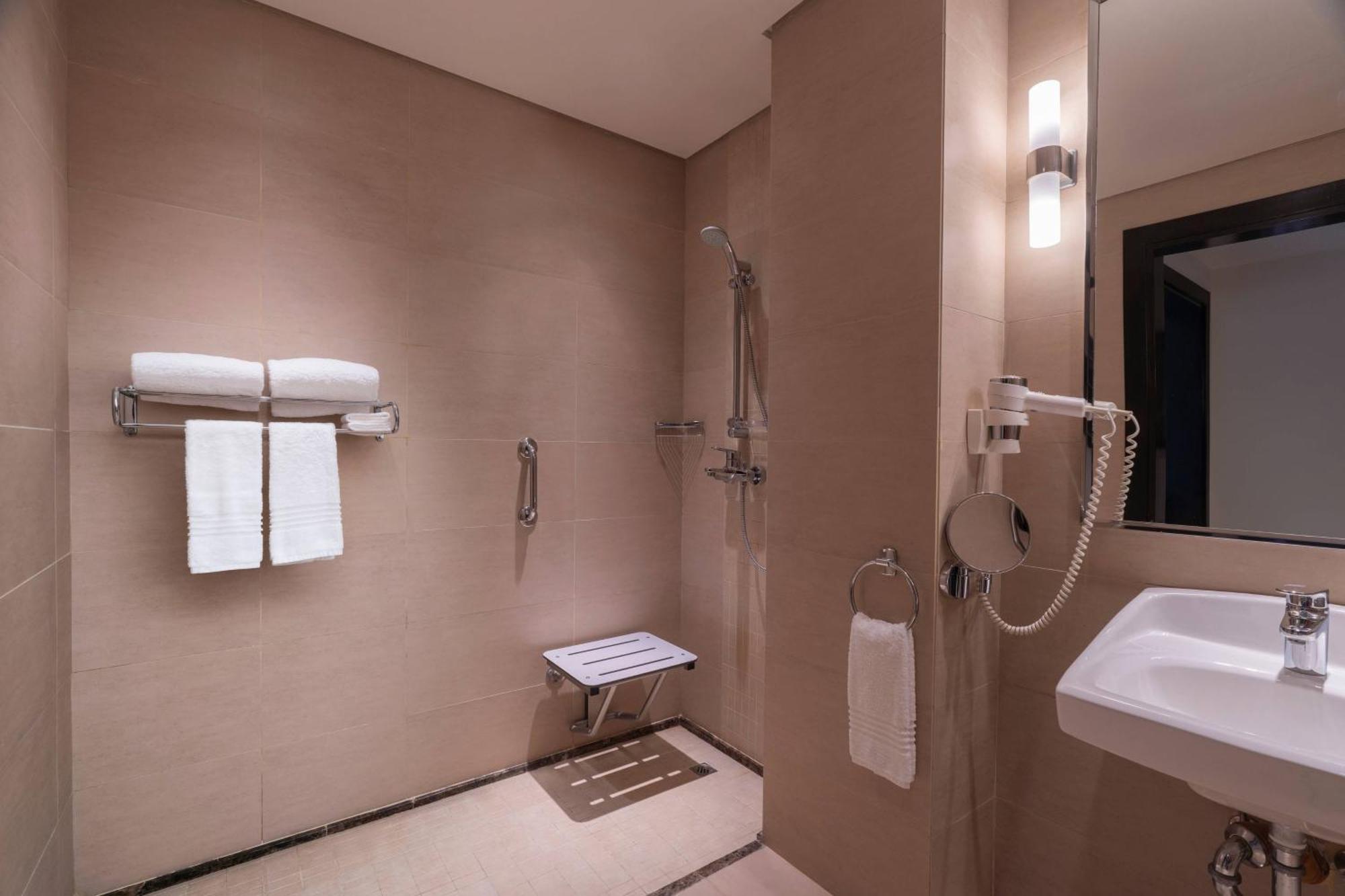Courtyard By Marriott Jazan Hotel Exterior foto